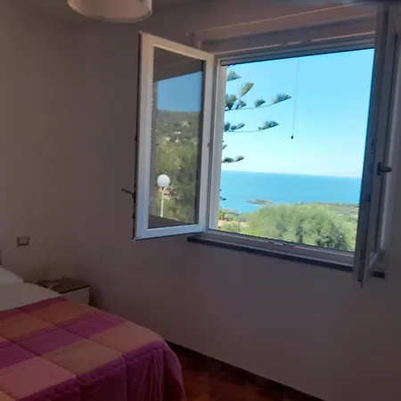 Casa Previteri 마리나디카메로타